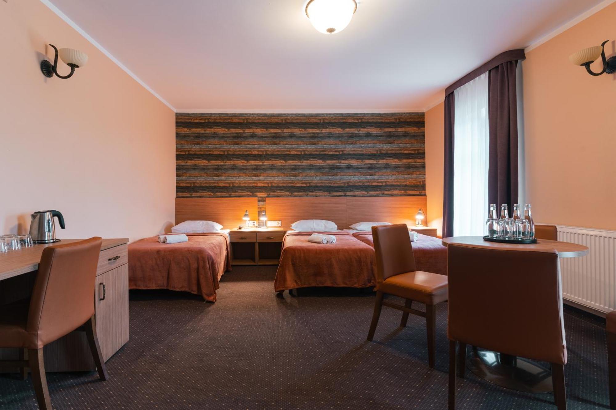 Hotel Pod Figura Ogrodzieniec Δωμάτιο φωτογραφία